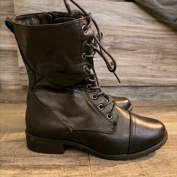 Shoes - Combat Boots Black Zip/Lace-Up Size 8.5
